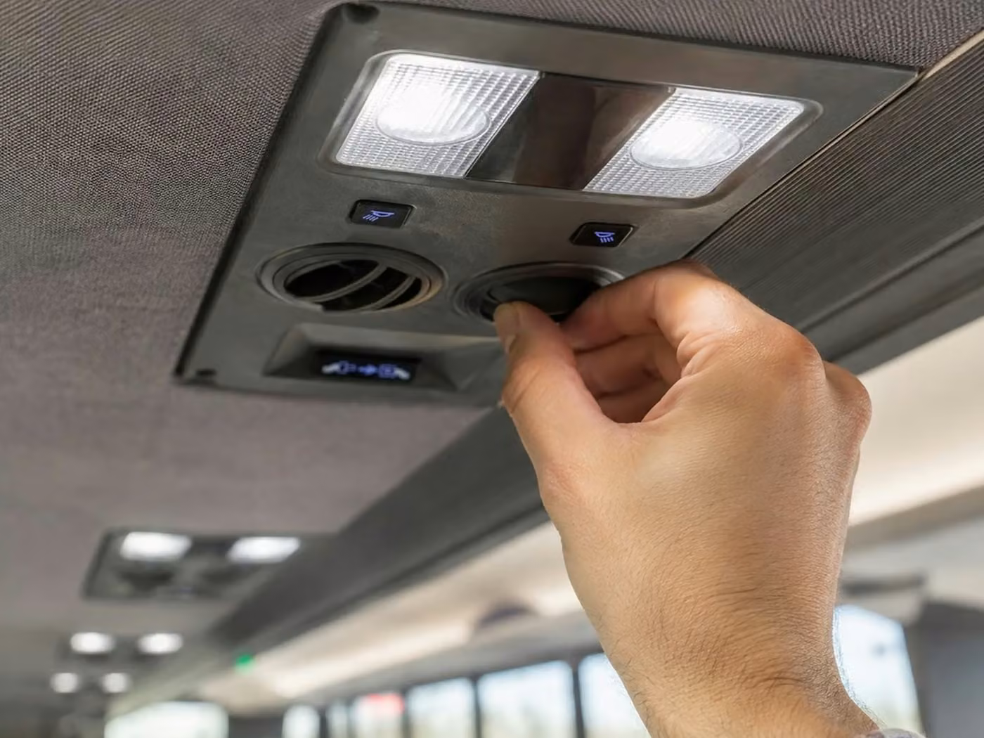 gadsden 18 passenger minibus climate control