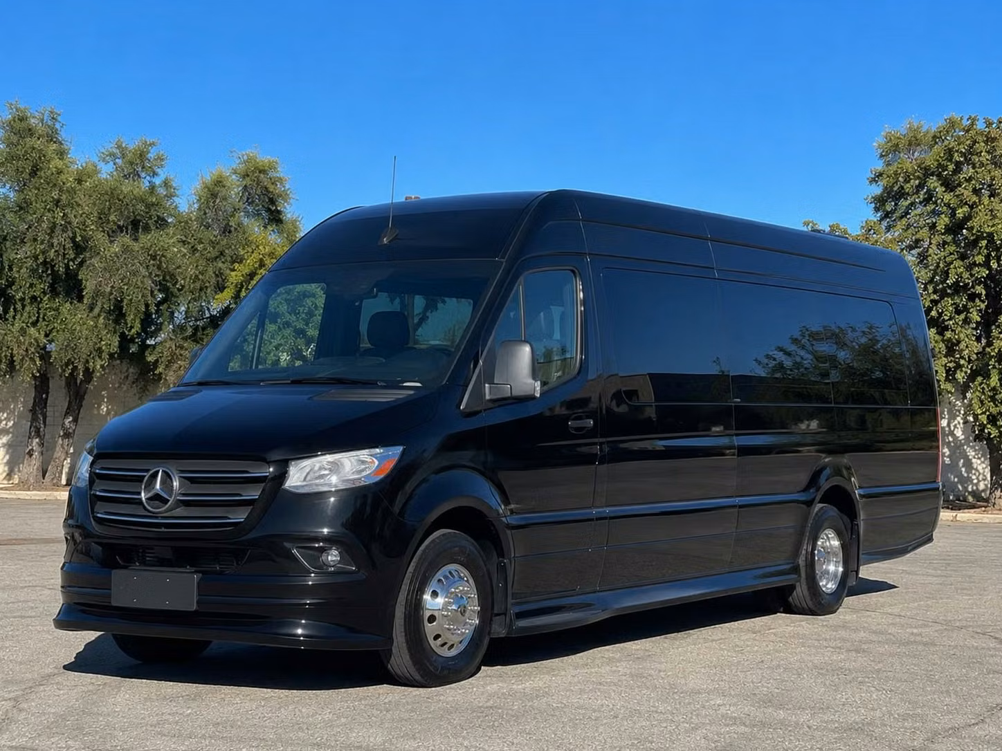gadsden bus rental options for every group size
